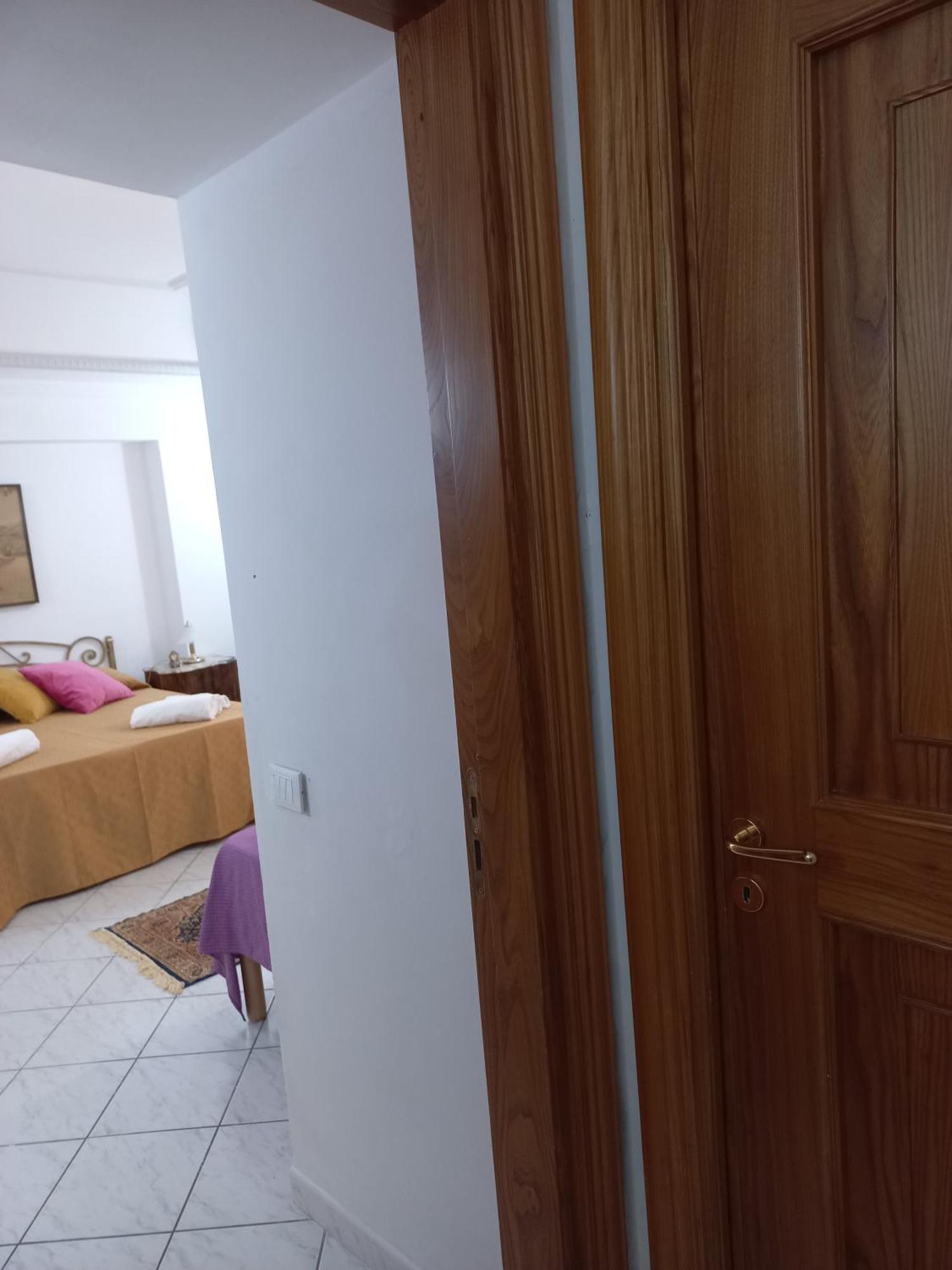 Apartamento Al Palazzo Del Principe Al Massimo Palermo Exterior foto
