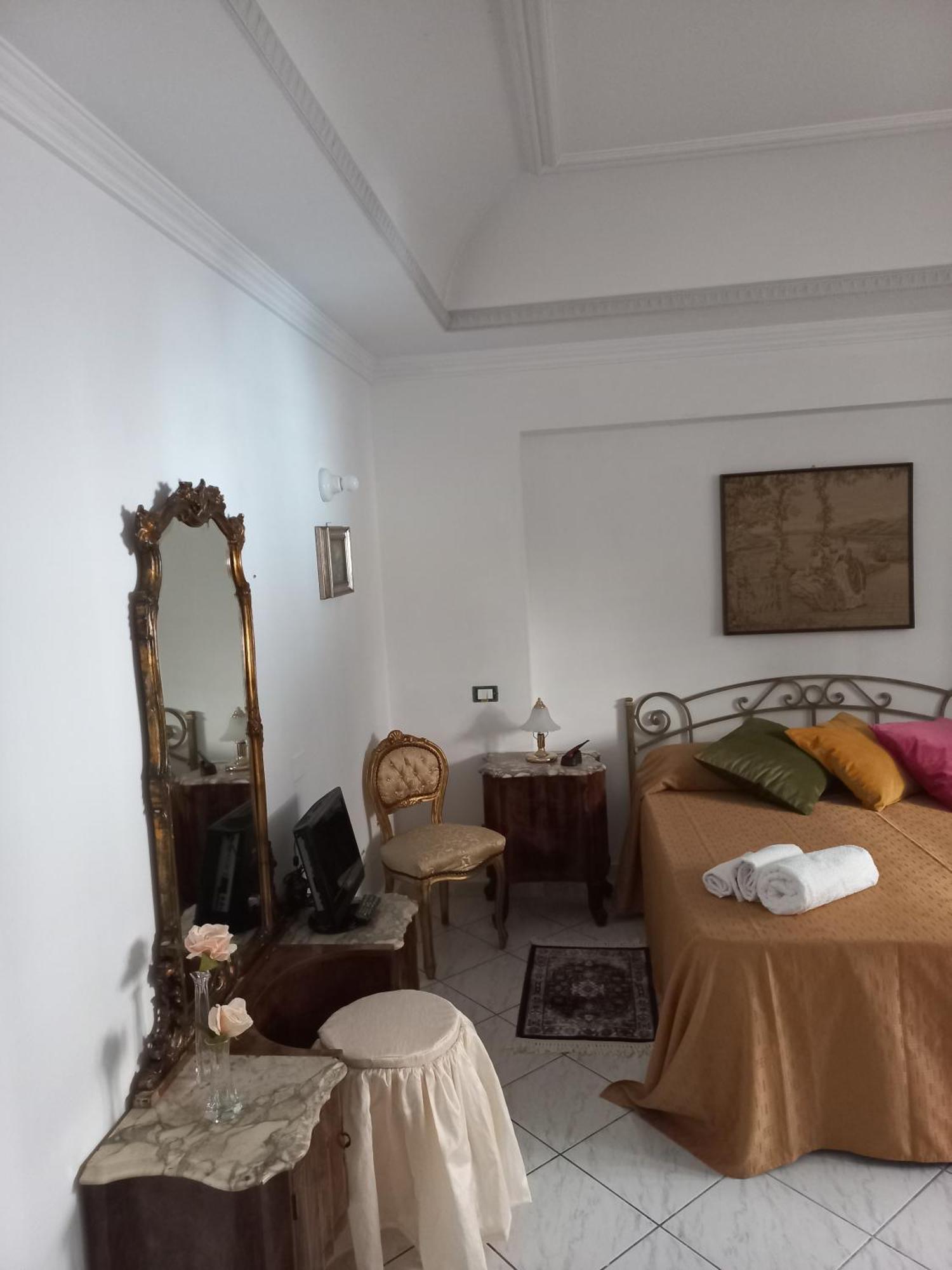 Apartamento Al Palazzo Del Principe Al Massimo Palermo Exterior foto