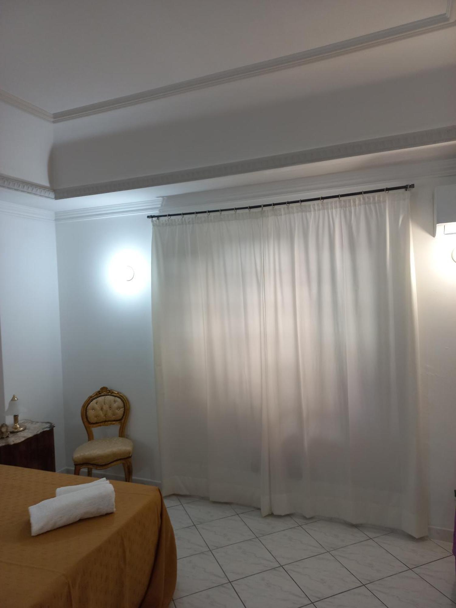 Apartamento Al Palazzo Del Principe Al Massimo Palermo Exterior foto