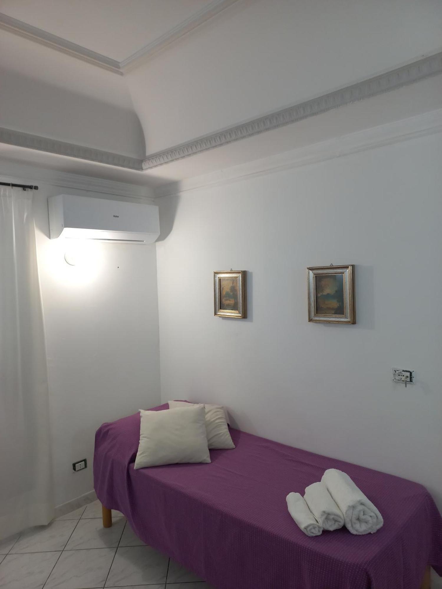 Apartamento Al Palazzo Del Principe Al Massimo Palermo Exterior foto