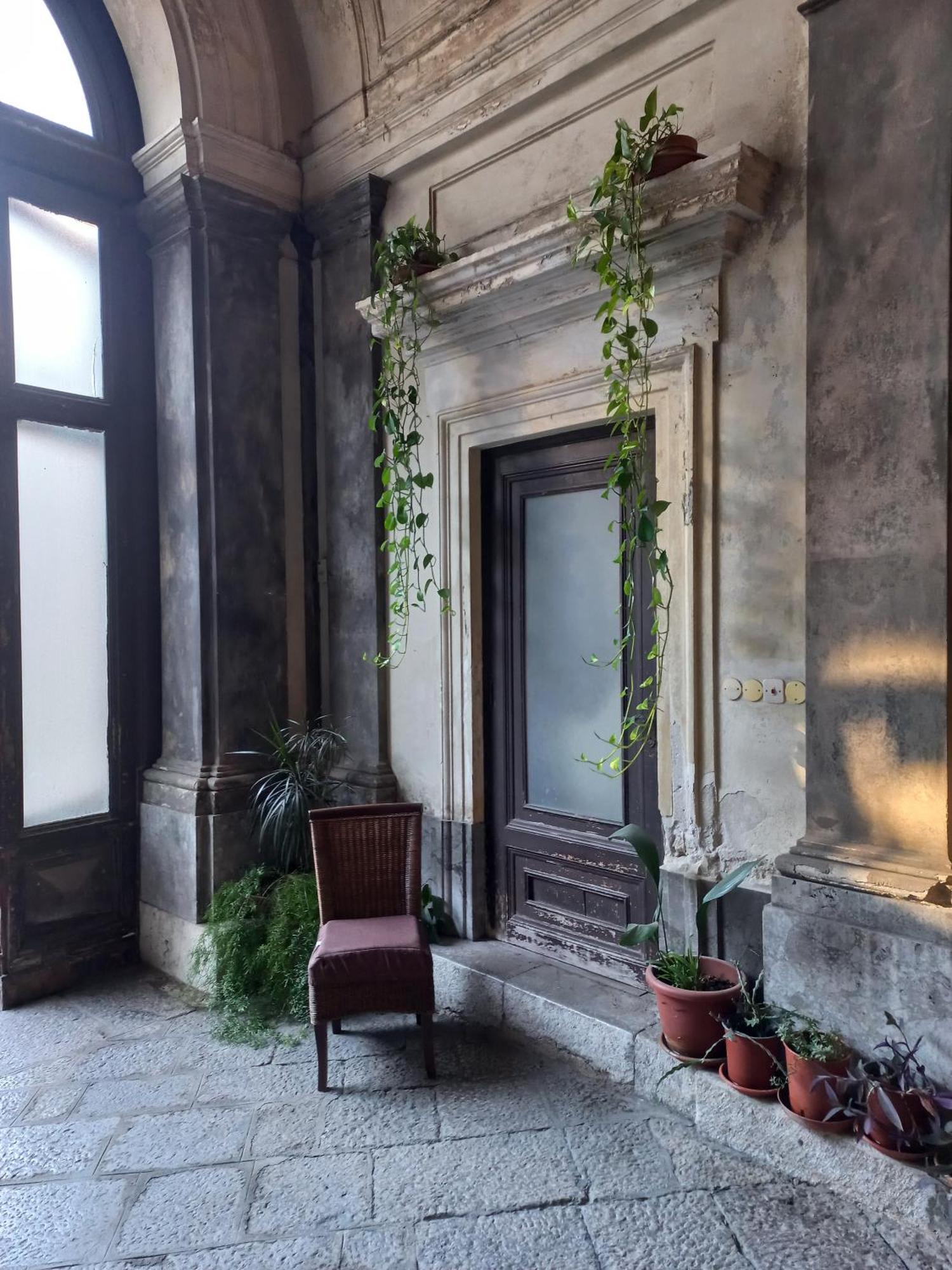 Apartamento Al Palazzo Del Principe Al Massimo Palermo Exterior foto